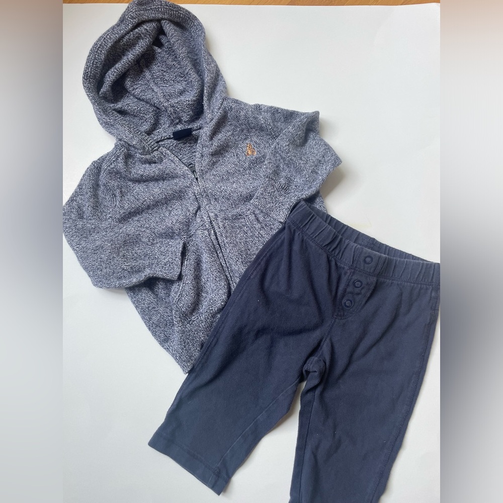 Baby Gap navy outfit-hoodie and pants size 6-12 months